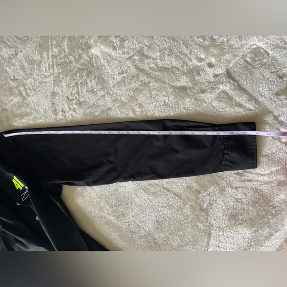 Women's Antigua Black Jimmie Johnson Dynasty Button-Down Woven Long Sleeve - Picture 8 of 12